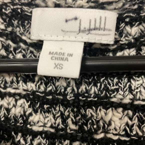 J. Jill  black & white sweater, XS  3/4 sleeves - Picture 2 of 8